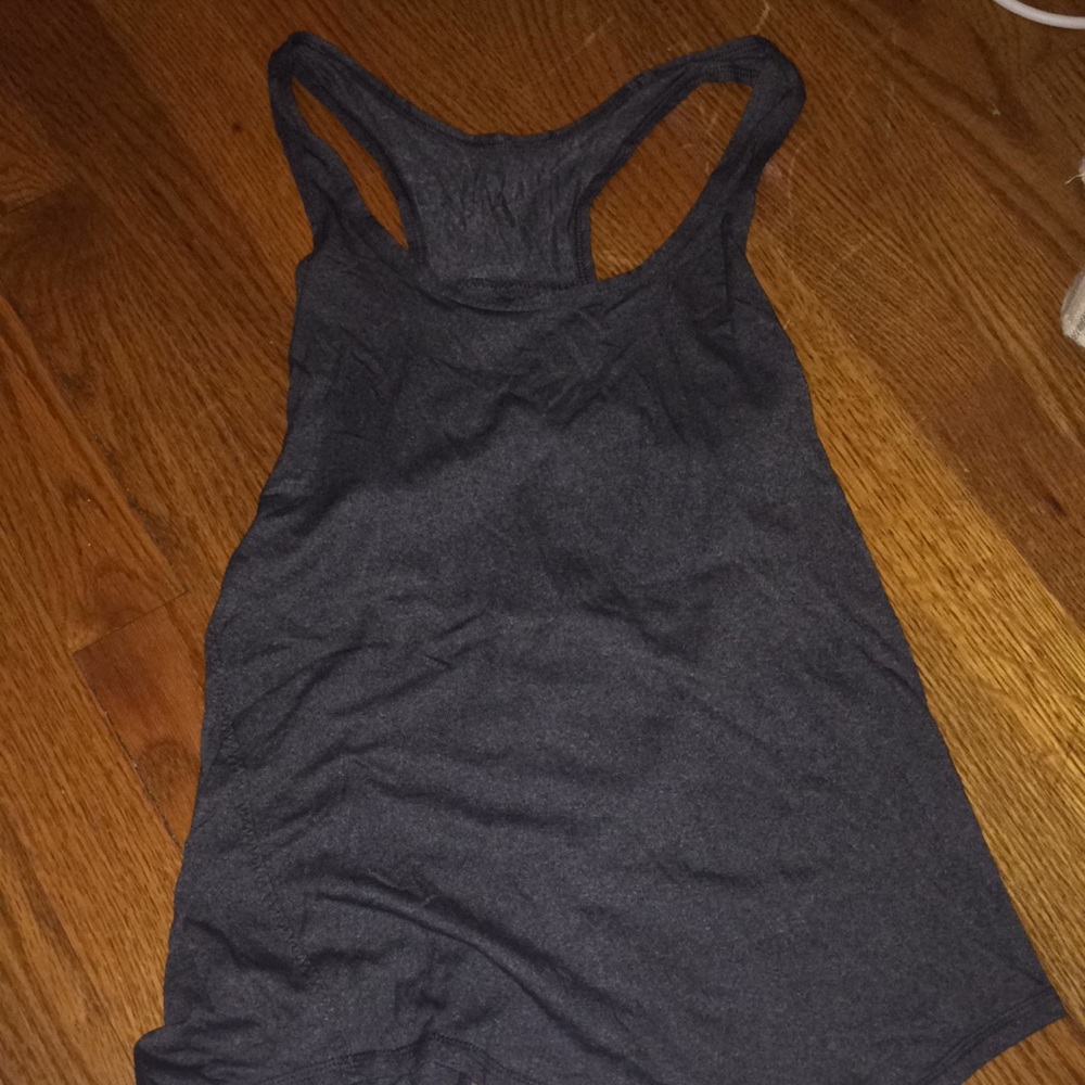 Lululemon size 6 tank top